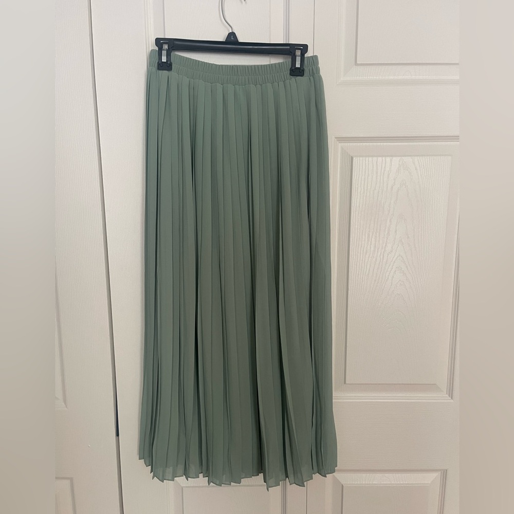 Chiffon Maxi Pleated Skirt